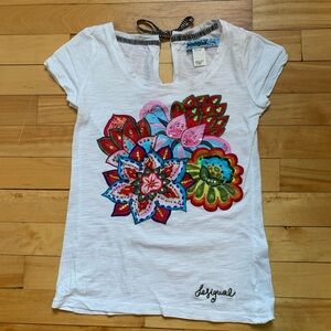 Desigual White Top with colorful flowers and sequins